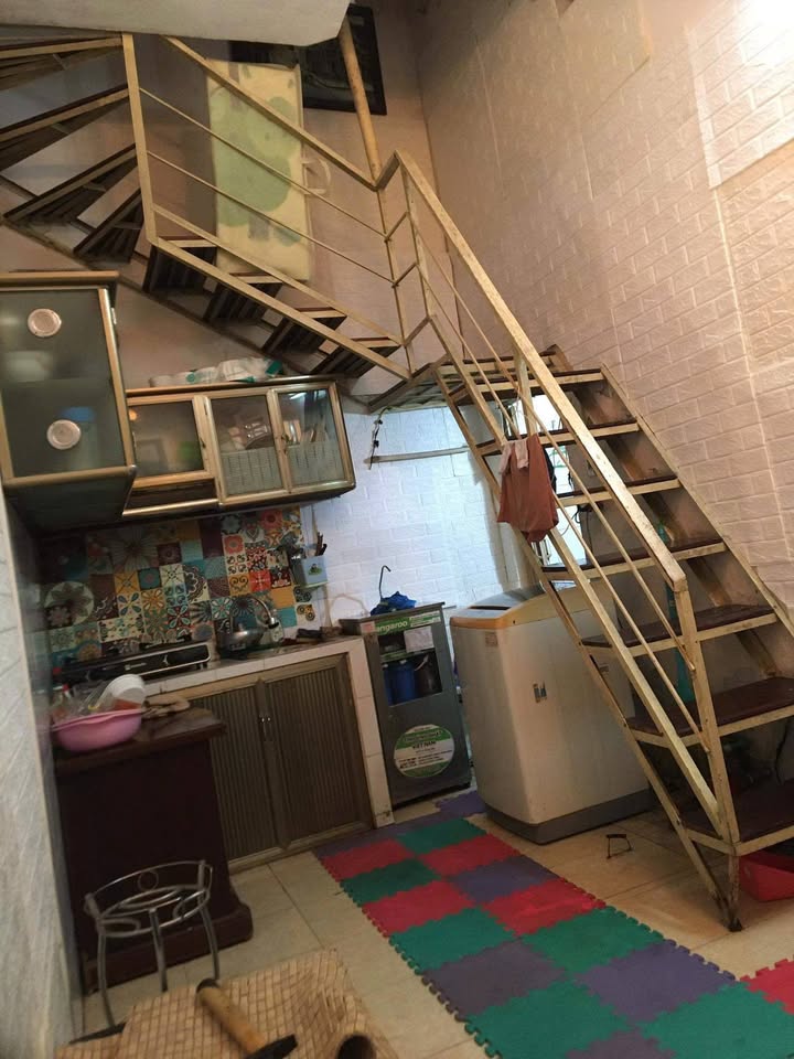 Nhà riêng Đội Cấn 12m² giá 1.9 tỷ - Chính chủ bán không qua môi giới!