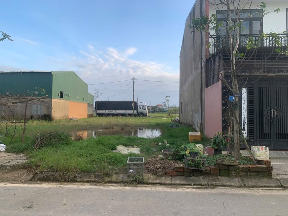 Đất nền 210m² Hương Sơ, Phú Xuân - Gần trung tâm thương mại chỉ 4.2 tỷ!