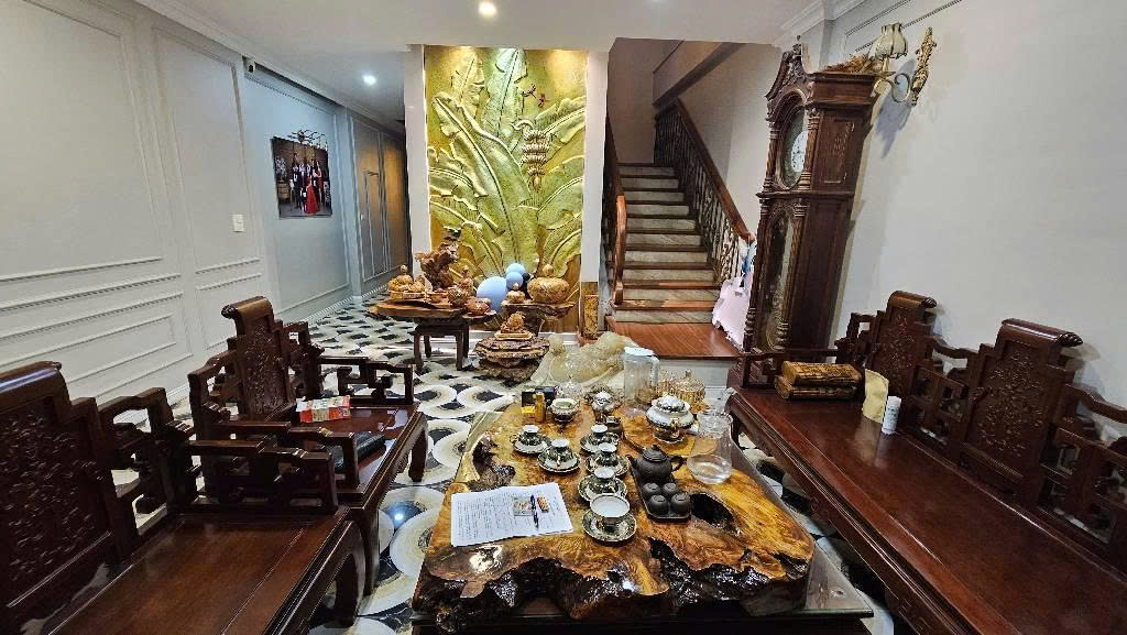 Nhà riêng Yên Xá, Tân Triều 100m² giá 28 tỷ - View vườn hoa tuyệt đẹp!