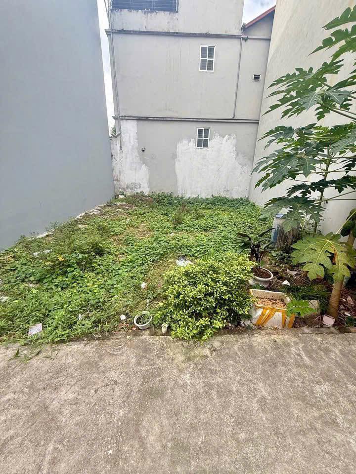 Đất Trạm Trôi 49m² giá 4 tỷ - Ngõ cực nông, sổ đỏ chính chủ!