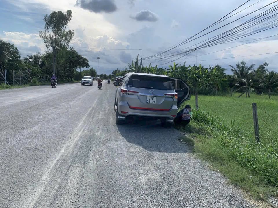 Đất cho thuê phường Phú Tân 800m² - Mặt tiền đường 20m, thuận lợi kinh doanh!