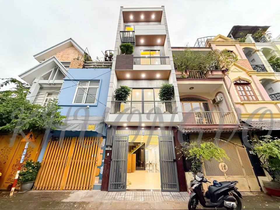 Nhà Mới Đẹp 5 Tầng Mặt Tiền Đường Lâm Văn Bền, Quận 7 - Có Thang Máy - Giá 17.8 Tỷ