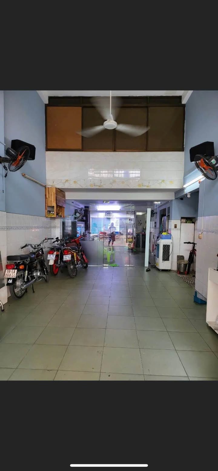 Nhà cho thuê mặt tiền Hưng Phú, quận 8, diện tích 64m², chỉ 20 triệu/tháng - Thích hợp cho kinh doanh!