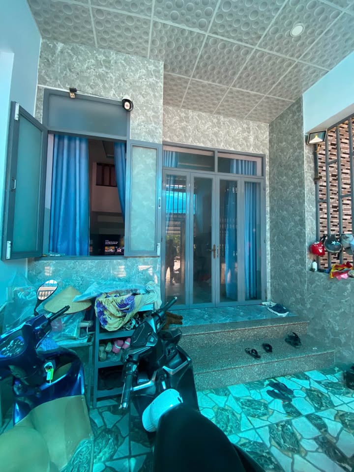 Nhà bán Thôn Đắc Lộc, Vĩnh Phương 180m² giá 3.99 tỷ - Pháp lý rõ ràng, vị trí tiềm năng!