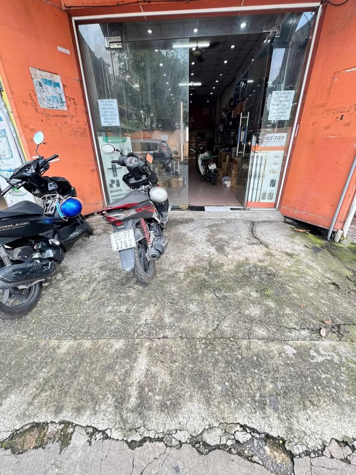 Nhà Mặt Tiền Lạc Long Quân, Quận Tân Bình 90m² - Thích hợp KD Online, Văn Phòng, Shop