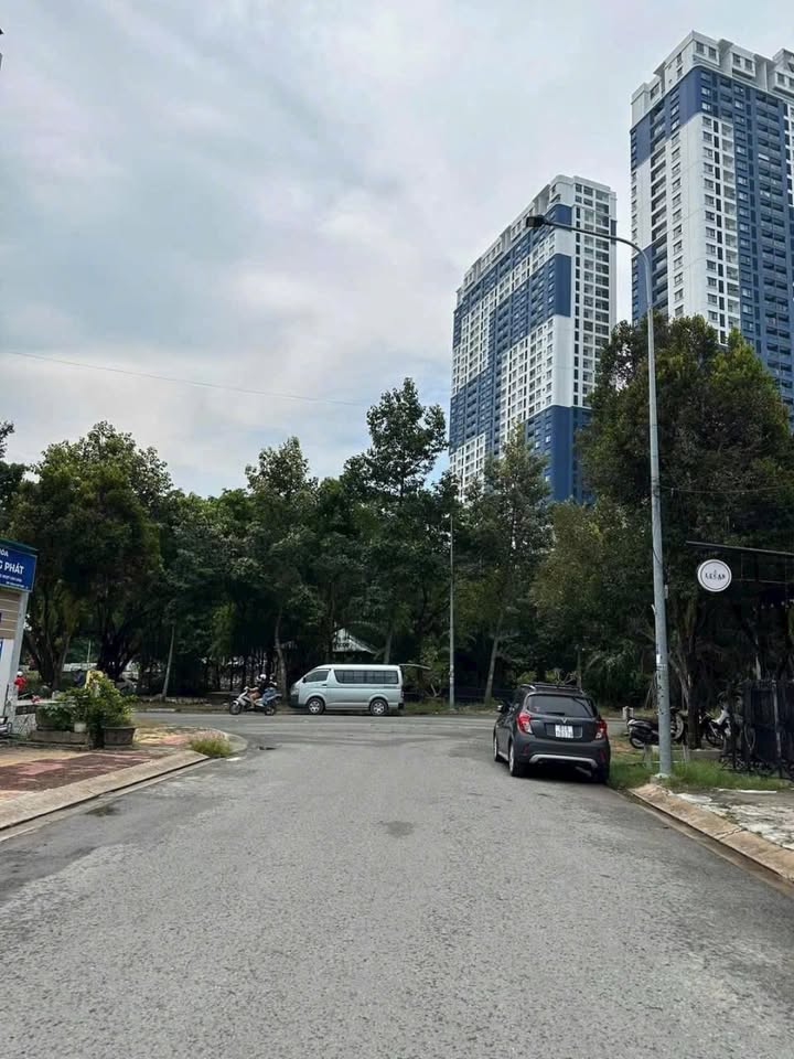 Đất thổ cư 99m² tại Chánh Nghĩa, Thủ Dầu Một - Giá chỉ 4.2 tỷ, sổ hồng chính chủ!