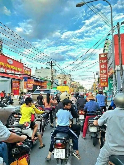 Nhà mặt tiền Nguyễn Ảnh Thủ, Quận 12, 118m² giá 12,5 tỷ - Vị trí kinh doanh đắc địa!