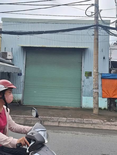 Bán nhà mặt tiền Nguyễn Thị Kiểu, Quận 12, 400m² giá 28 tỷ - Cơ hội đầu tư sinh lời cao!