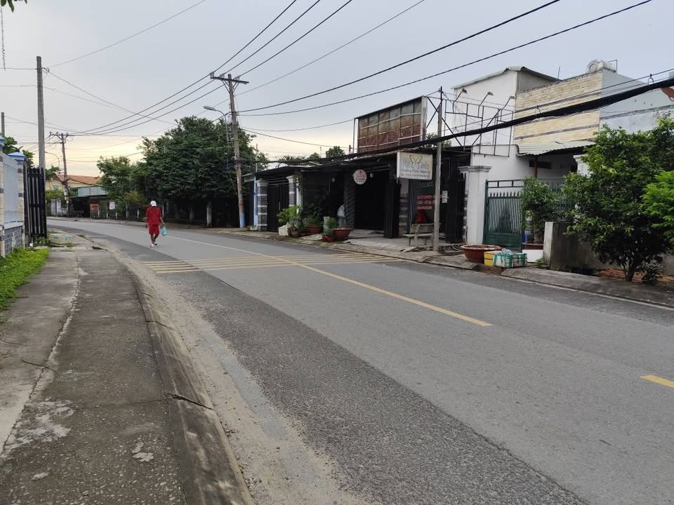 Đất thổ cư Hóc Môn 125m² giá 5 tỷ - Sổ hồng riêng, mặt tiền Tân Thới Nhì