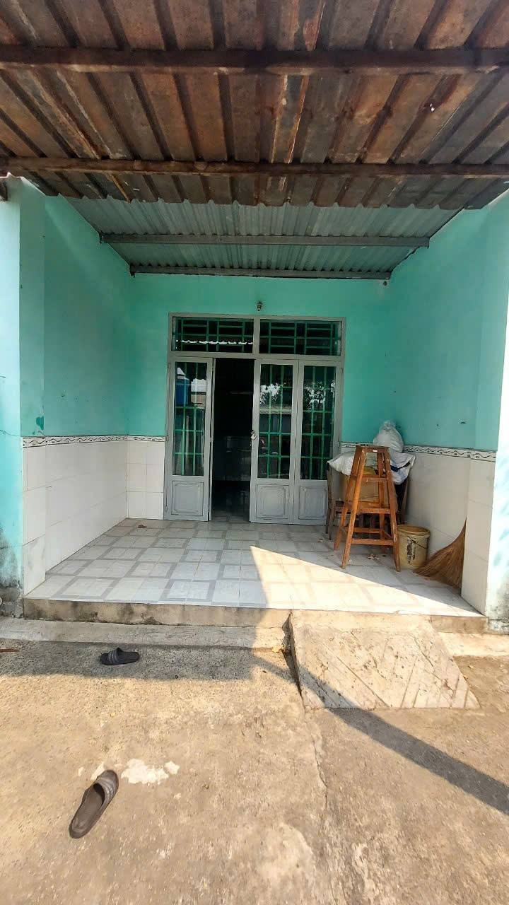 Nhà 1 Phòng Tân Thạnh Đông 100m² giá 1.25 tỷ - Sổ hồng riêng chính chủ!