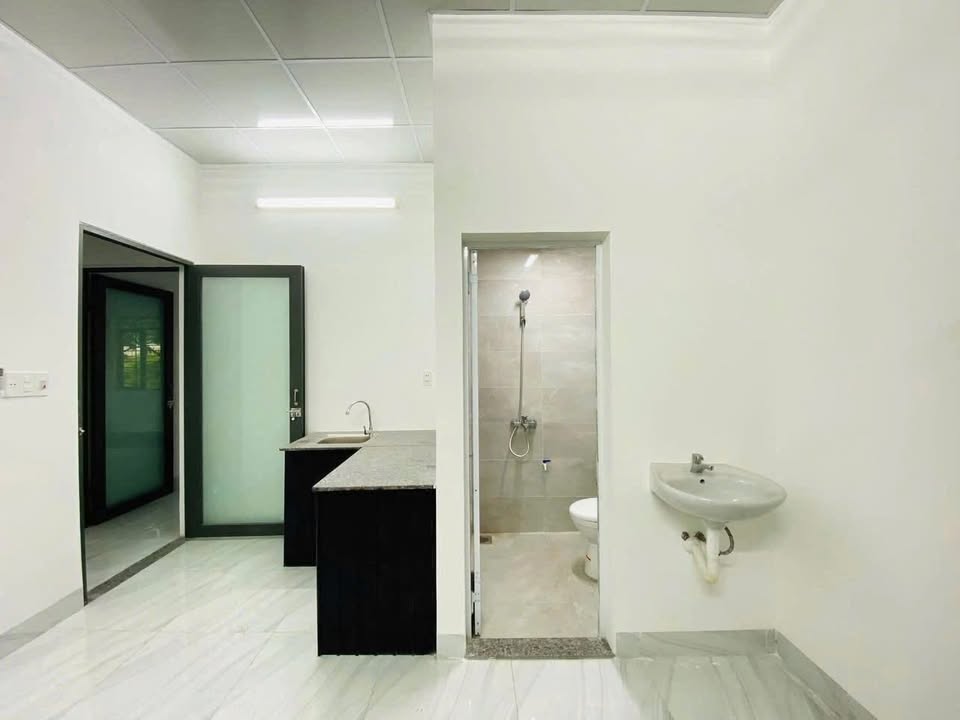 Căn hộ cho thuê Hòa Cường Nam Đà Nẵng 3.5 triệu - Nội thất đầy đủ, gần ĐH Đông Á!