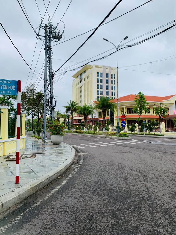 Nhà mặt tiền kinh doanh Đắk Lắk 68m² giá 8 tỷ - Vị trí sầm uất khó tìm!