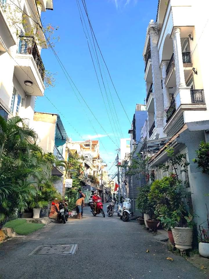 Nhà mặt tiền hẻm đường Phan Huy Ích, Tân Bình 80m² giá 10 tỷ - Kinh doanh lý tưởng!