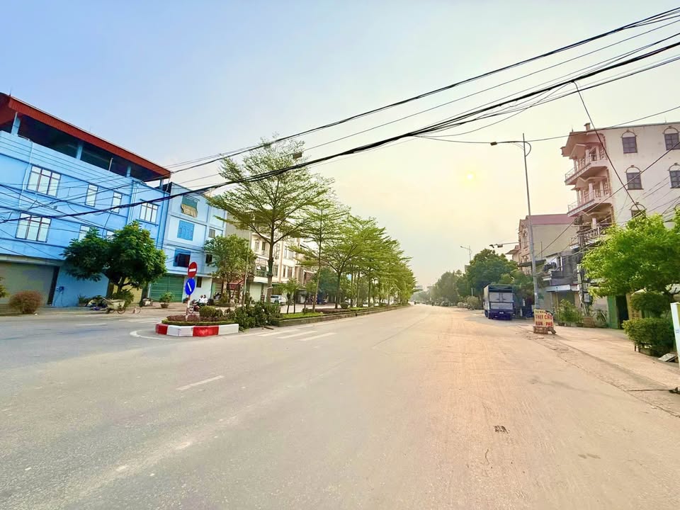 Nhà 5 tầng mặt Quốc Lộ 1A, phường Võ Cường, 88m² - Giá tốt hiếm có!