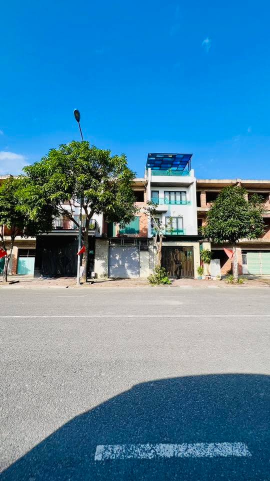 Townhouse Khu Đô Thị HUD 4 Sầm Sơn 125m² giá 3 tỷ - Sổ hồng lâu dài!