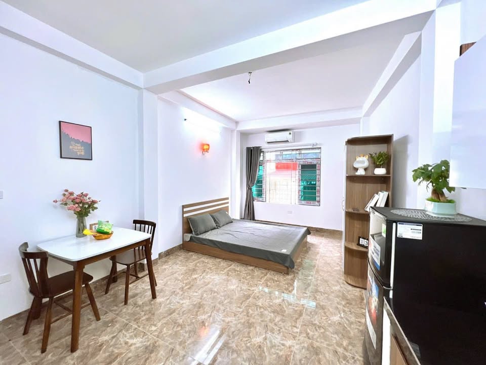 Phòng cho thuê dạng studio tại Ngõ 43 Trung Kính - Nội thất đầy đủ, giá thỏa thuận!