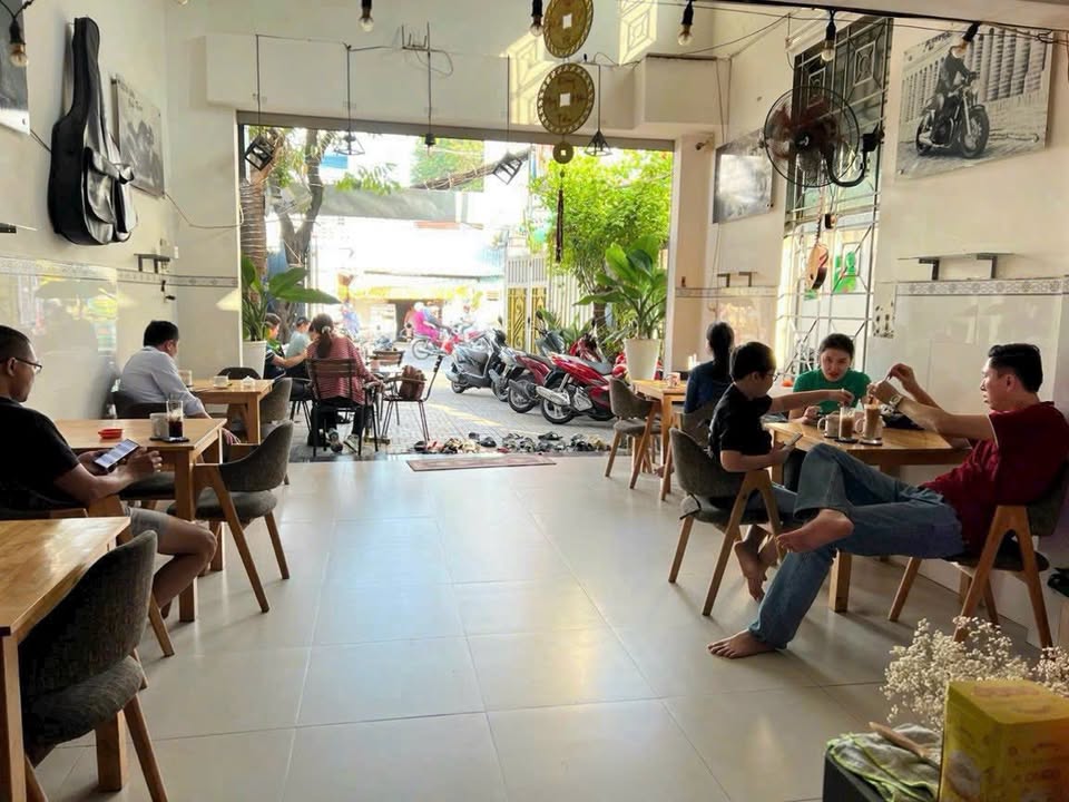 Nhà bán trung tâm Bình Thạnh 145m² giá 15 tỷ - Vị trí đẹp, pháp lý rõ ràng!