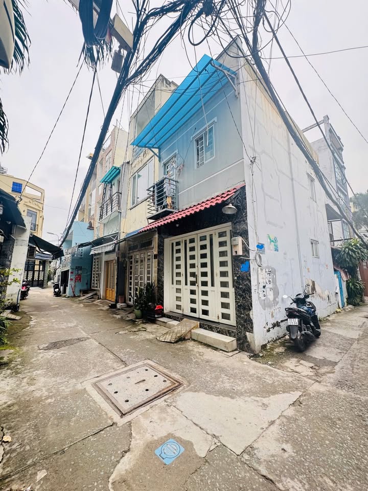 Nhà bán tại Dương Quảng Hàm, Gò Vấp 28m² giá 3.4 tỷ - Nhà đẹp, cho thuê sinh lời!