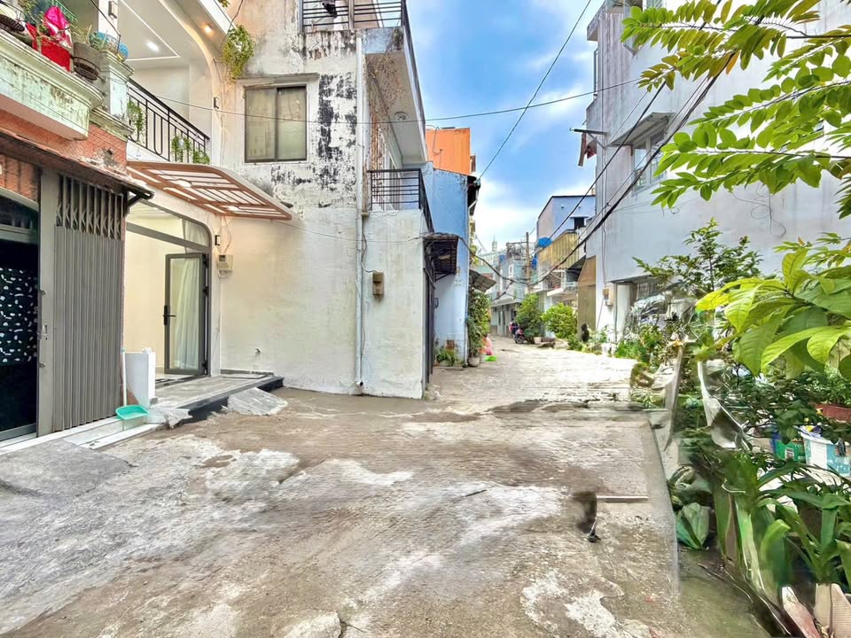 Nhà bán Bình Thạnh 36.6m² giá 6.95 tỷ - Sẵn sàng vào ở ngay!