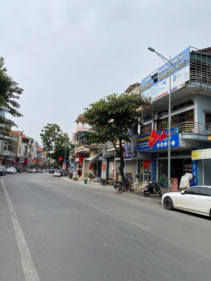 Đất thổ cư Uông Bí 74,4m² giá 1.6 tỷ - Hướng Nam, mặt tiền rộng