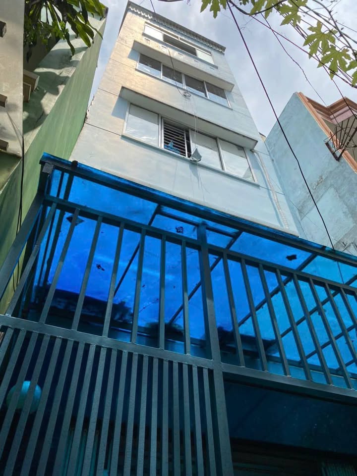 Nhà phố quận 11 42m² giá 5.3 tỷ - Đầu tư sinh lời ngay!