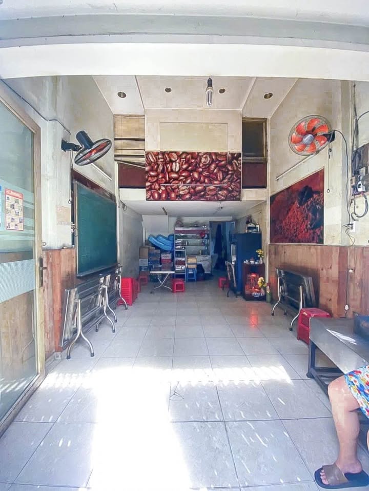 Nhà phố mặt tiền Tân Phước Quận 10 36m² giá 12 tỷ - Chính chủ lâu năm!