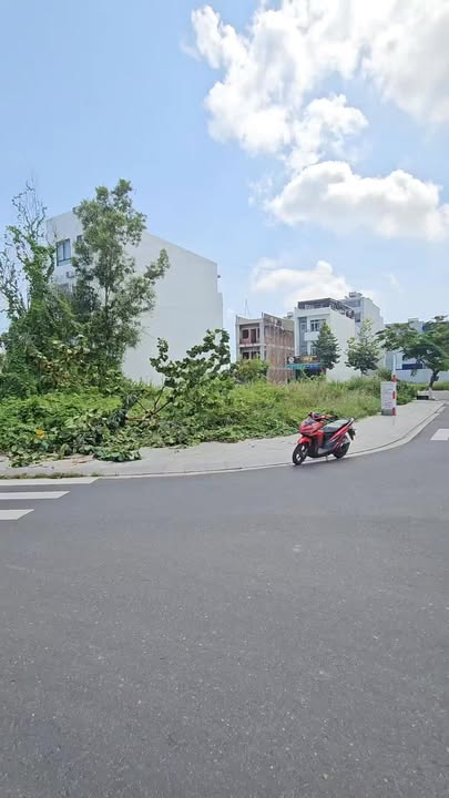 Đất nền VCN Phước Long 90.5m² giá 8.5 tỷ - Lô góc đắt giá đối diện công viên!