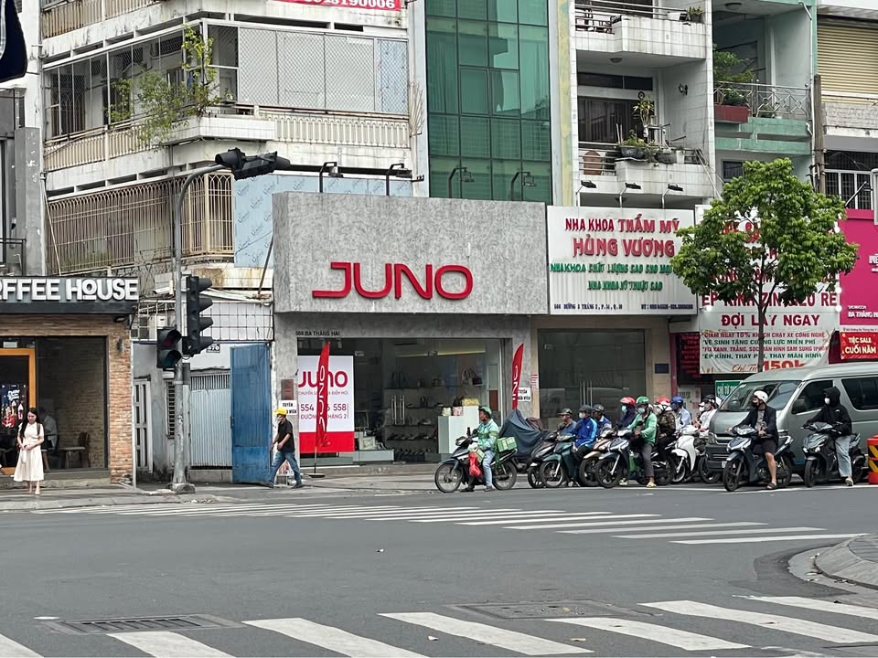 Cho thuê mặt bằng đường 3/2 quận 10 - Diện tích 90m² - Vị trí đắc địa cho kinh doanh