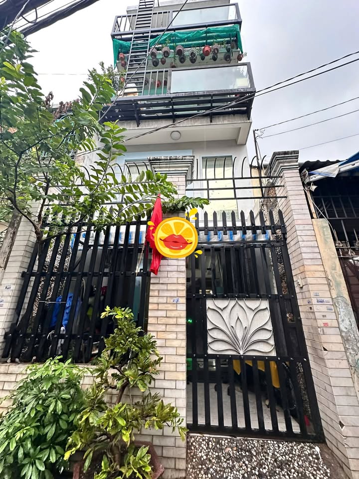 Nhà 5 Tầng Đúc 70m² tại Phú Thọ Hòa - Chỉ 7 tỷ - Chính Chủ Bán Gấp!