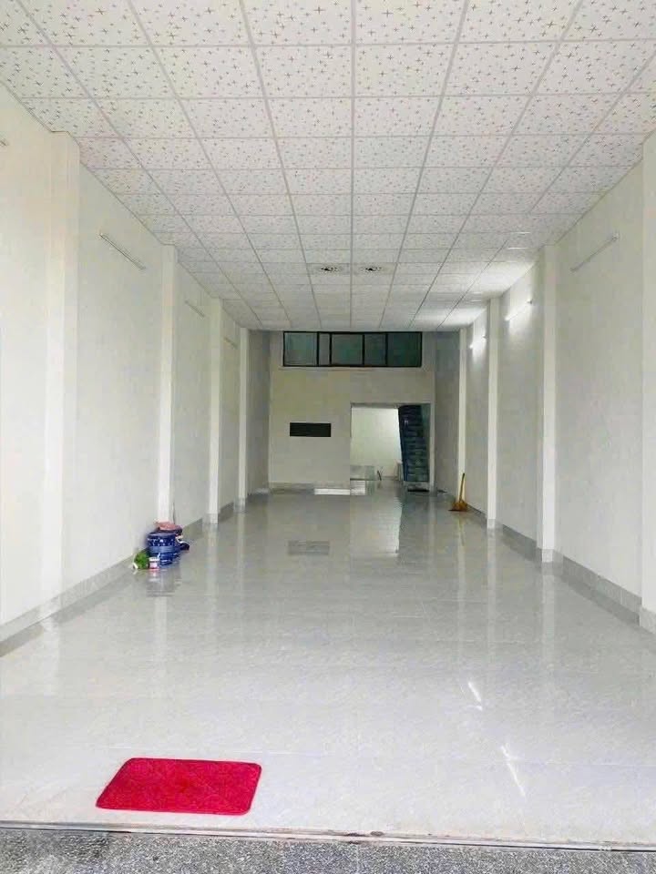 Nhà mặt tiền đường Hoa Lư, Quy Nhơn 110m² - Giá thuê chỉ 9 triệu/tháng!