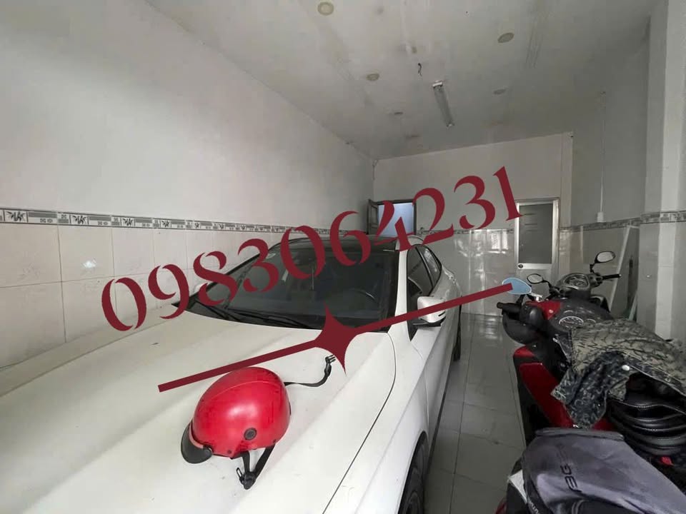 Nhà Phố Nguyễn Trọng Tuyển, Phú Nhuận 38m² giá 10 tỷ - Hẻm xe hơi thông thoáng, vào ở ngay!