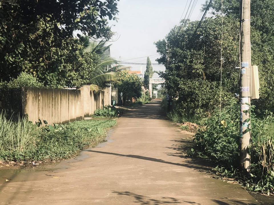 Nhà bán Tiến Hưng Đồng Xoài 296m² giá 1.3 tỷ - Sổ hồng chính chủ