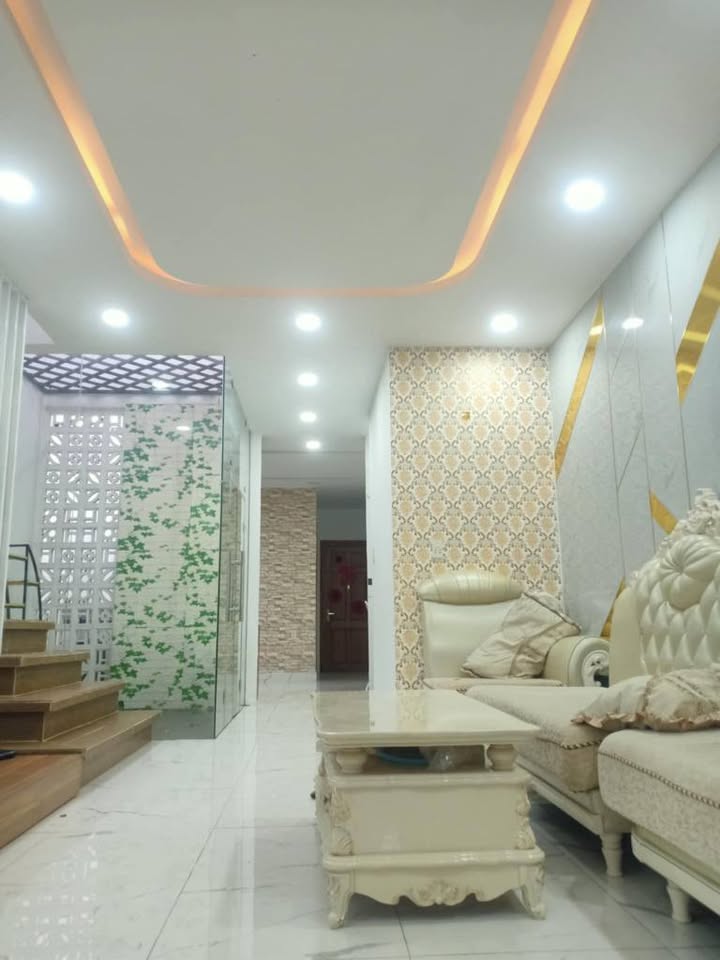 Nhà cho thuê Tiến Thành, Đồng Xoài 3PN giá 5 triệu - Đầy đủ nội thất, sẵn sàng vào ở ngay!