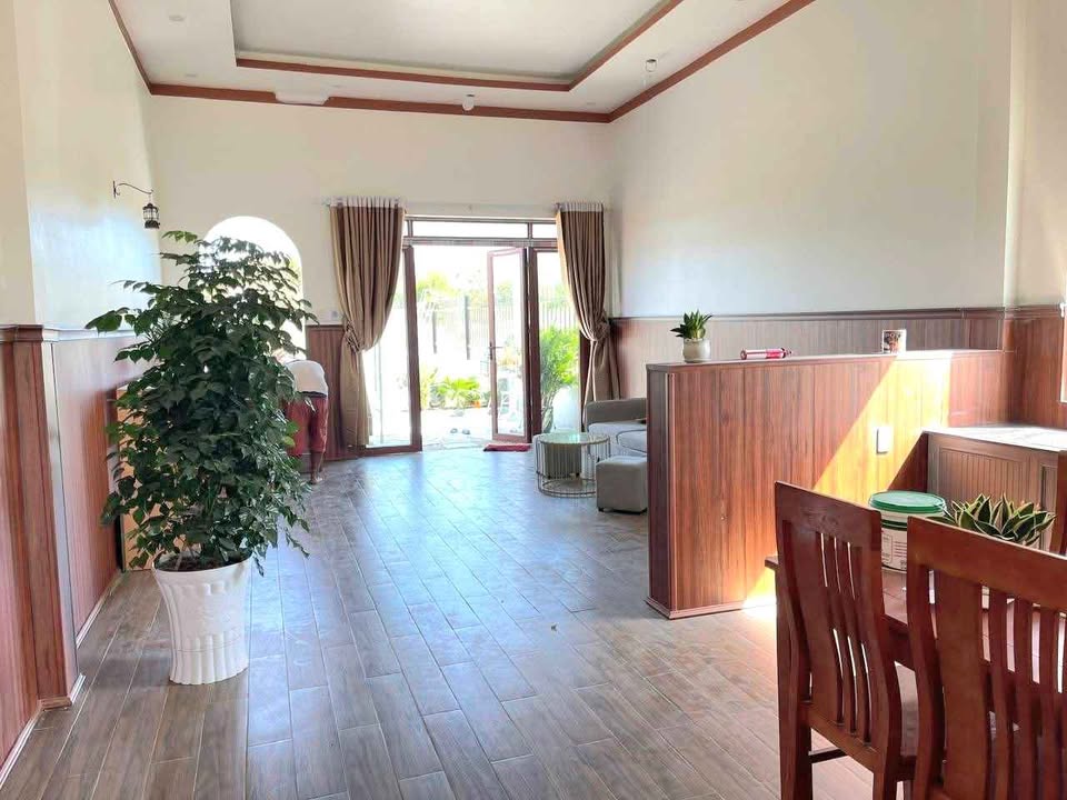 Nhà phố Tiến Thành Đồng Xoài 110m² giá 1 tỷ - Hoàn thiện đẹp, tiện nghi!