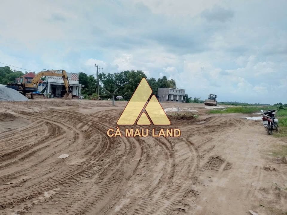 Đất mặt tiền Lý Văn Lâm, Cà Mau 1242m² giá 115 triệu - Cơ hội đầu tư sinh lời cao!