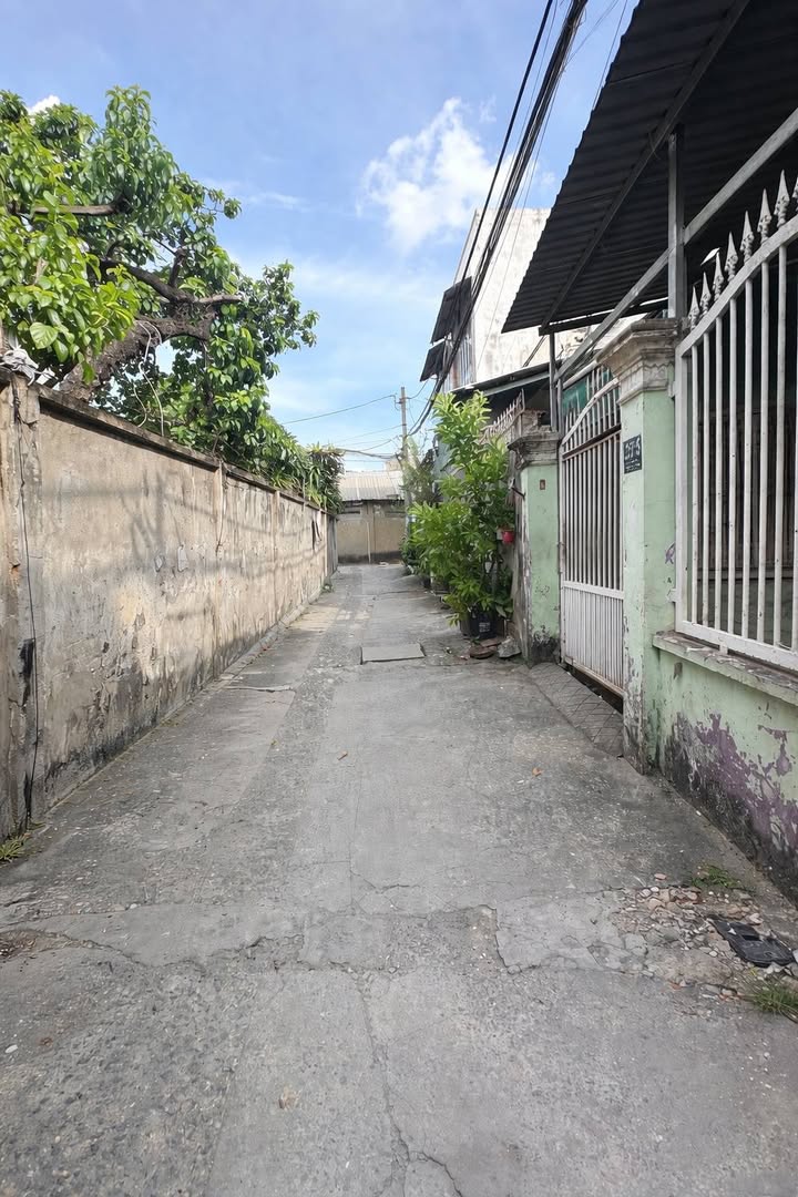 Nhà bán Hẻm XE HƠI Tam Phú, Thủ Đức 136m² giá 6.7 tỷ - Đầu tư sinh lời ngay!