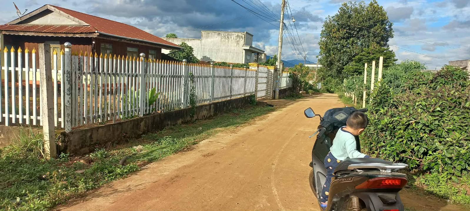 Đất thổ cư 200m² tại thôn Nthon Hạ, Đức Trọng 1300m² - Giá chỉ 2 tỷ, thương lượng ngay!