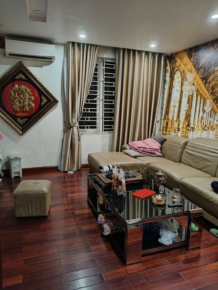 Nhà Mặt Đường Nguyễn Công Hoà, Hải Phòng 65m² giá 13.5 tỷ - Vị trí đắc địa, không gian sống lý tưởng!