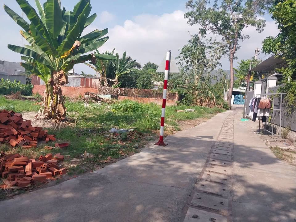 Đất mặt tiền đường số 9, Long Hương, Bà Rịa 835m² giá 3.799 tỷ - Đầu tư tiềm năng