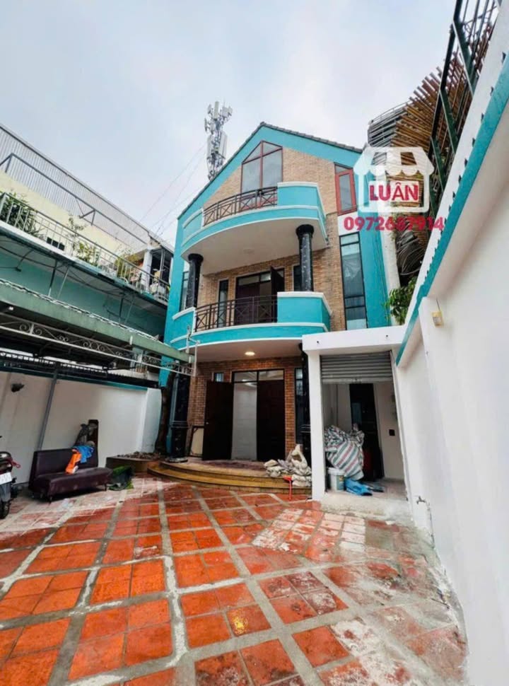 Cho thuê villa Bàu Cát, Tân Bình 160m² - Nhà mới đẹp với nội thất cao cấp!