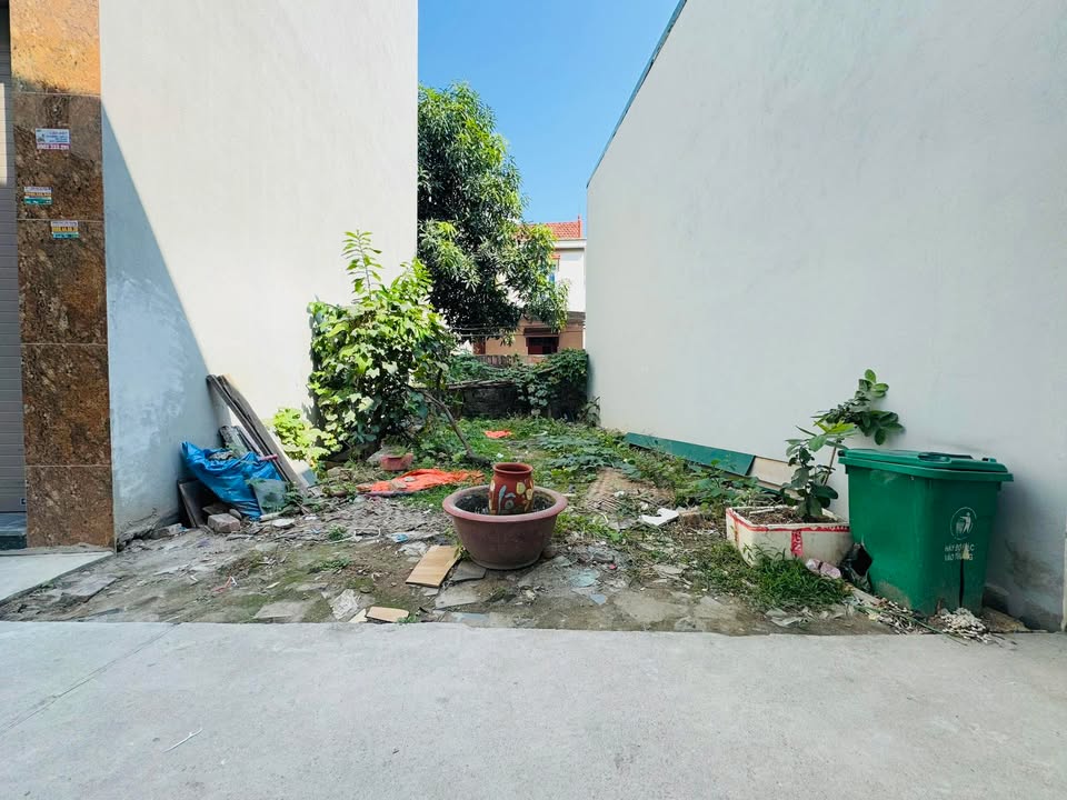 Đất nền Kim Chung Hoài Đức 32m² giá 4 tỷ - Ô tô đỗ cổng, sổ đỏ chính chủ!