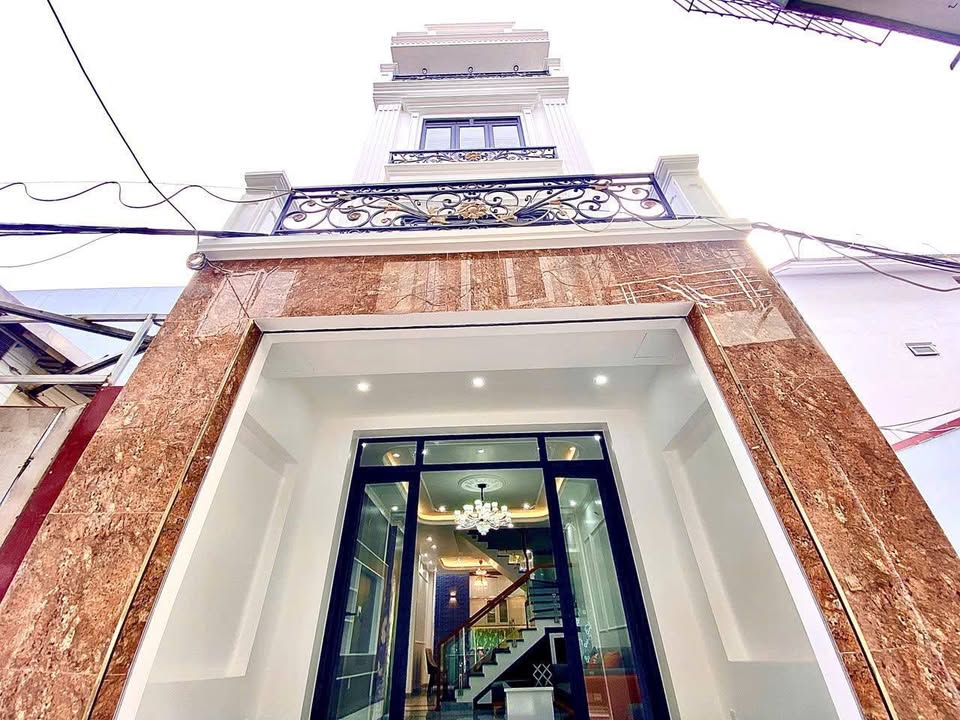 Nhà 4 Tầng Độc Lập Tại Phố Văn Cao - Ngô Quyền 60m² Giá 4.65 Tỷ - Sẵn Sàng Vào Ở!