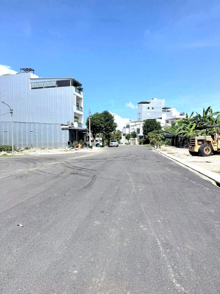 Đất mặt tiền Hồ Tùng Mậu, Đà Nẵng 98,5m² giá 7,1 tỷ - Đầu tư sinh lời ngay!