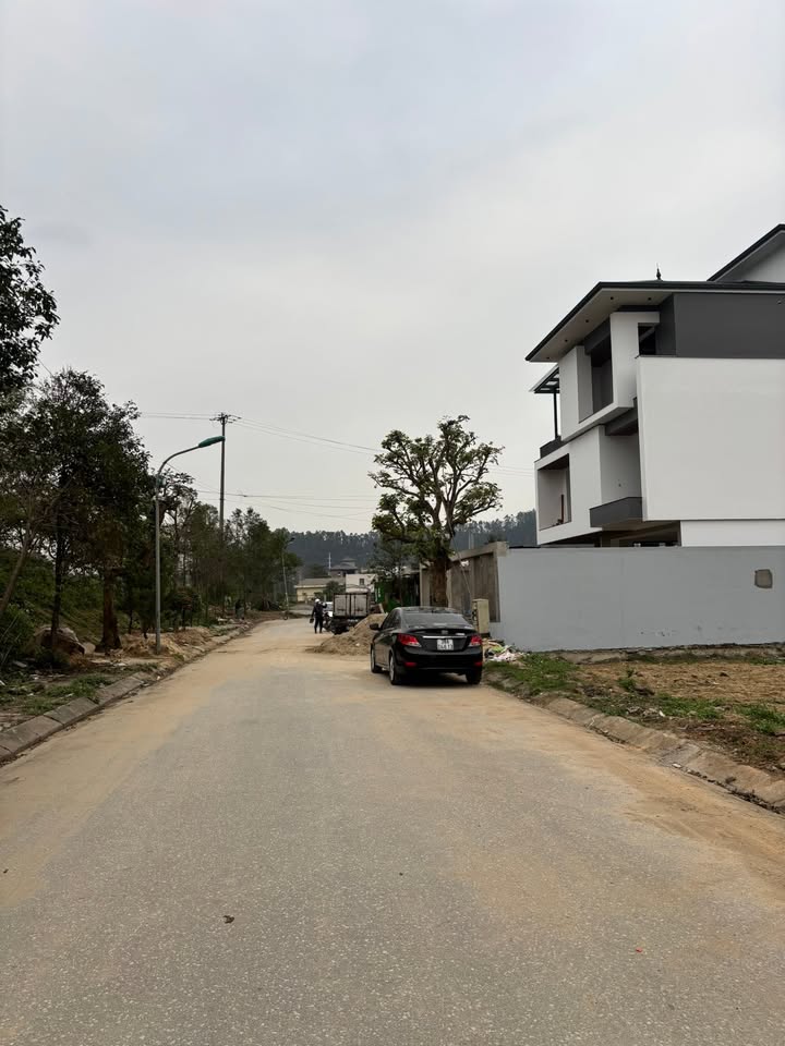 Đất lô góc Bến Thủy Vinh 419m² giá thỏa thuận - Xây biệt thự ngay!