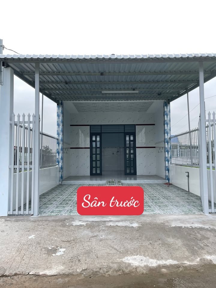 Nhà mới xây tại Trần Thị Bông, Tân Trụ 135m² giá 1.15 tỷ - Chính chủ bán gấp!