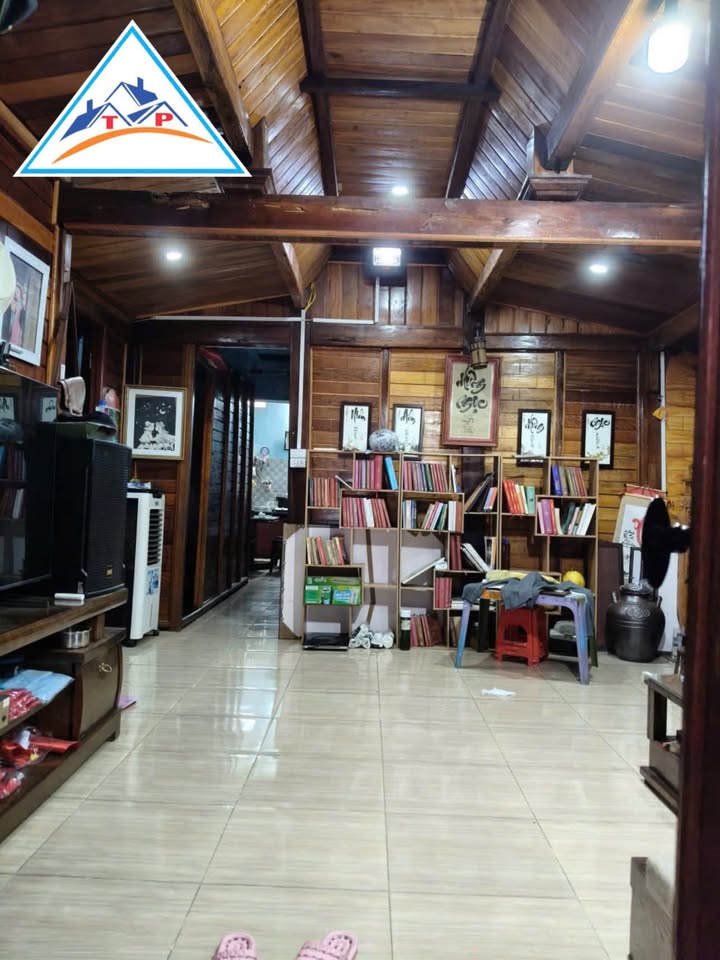 Nhà cấp 4 hai mặt tiền Đường Trần Thủ Độ, 158m² giá 800 triệu - Cơ hội sở hữu ngay!