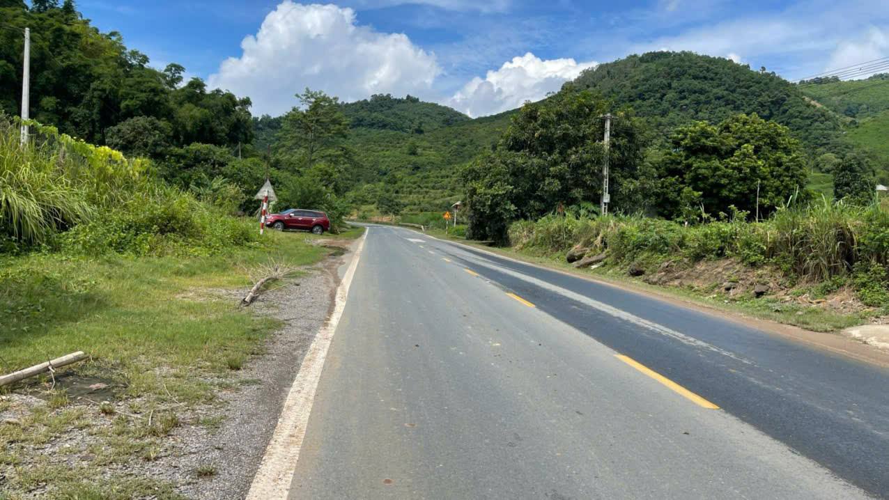 Đất mặt đường Quốc Lộ 6, Cao Phong, 3733m² giá 7.466 tỷ - Phù hợp làm xưởng và nhà ở