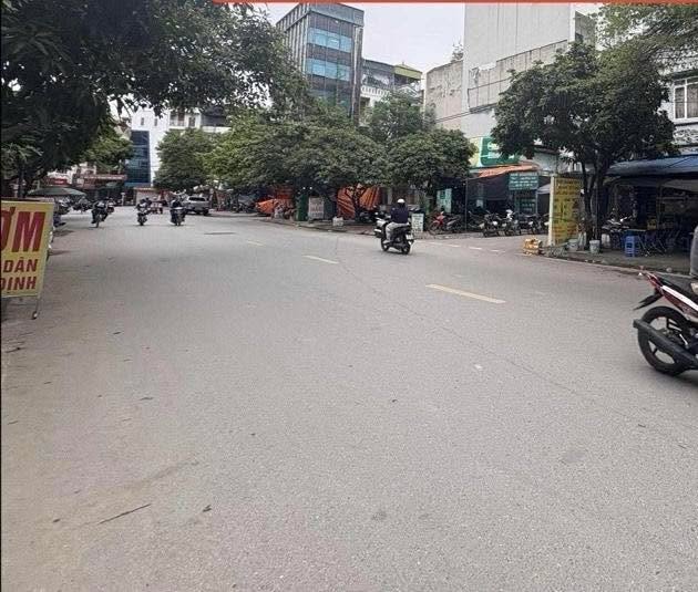 Nhà phố mặt tiền Chiến Thắng, quận Hà Đông 108m² giá 11 tỷ - Kinh doanh sầm uất!