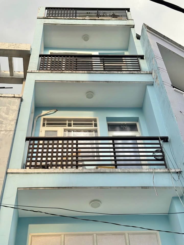 Nhà phố Sơn Kỳ 42m² giá 6.6 tỷ - Hẻm ô tô 8m, đối diện Aeon Mall!