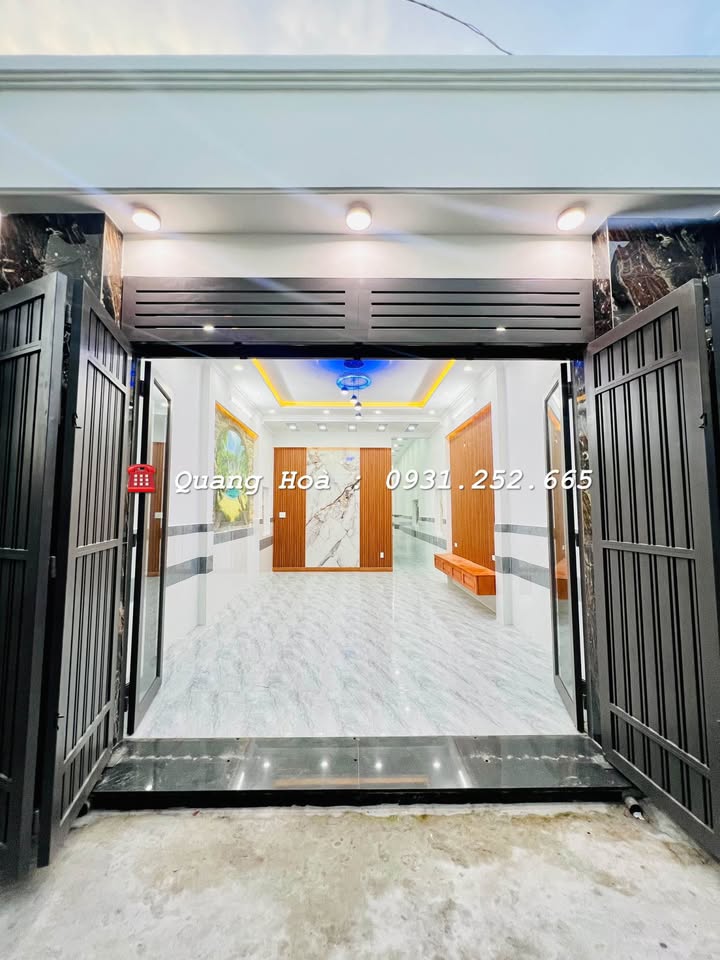 Nhà đẹp đường HT42, Hiệp Thành, Quận 12 giá 3.8 tỷ - Sẵn sàng vào ở ngay!